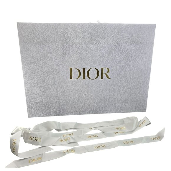 Dior White Textured Paper Shopping Bag With Gold Logo & Ribbons VR1025 - Picture 6 of 7